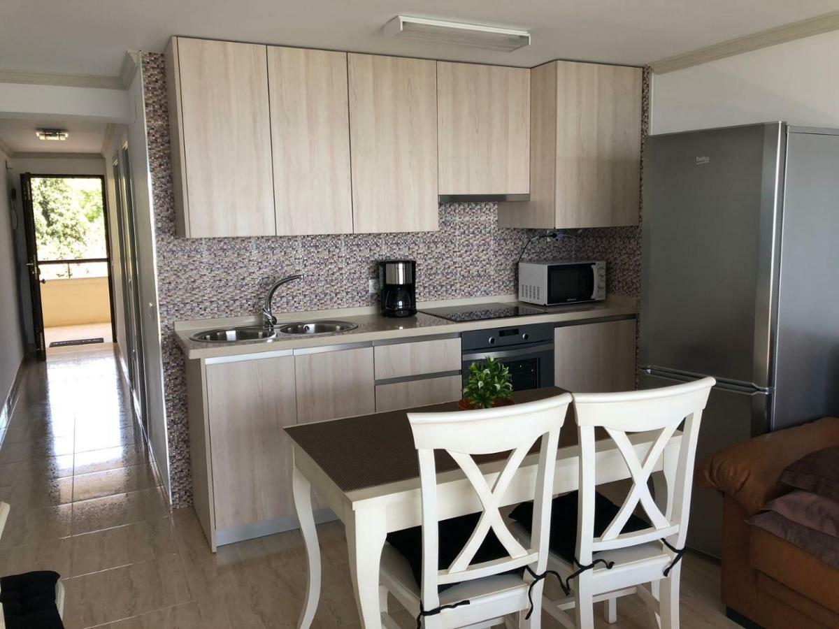 Apartamento 4-2, Edificio Eden Roc I 马尔韦利亚 外观 照片