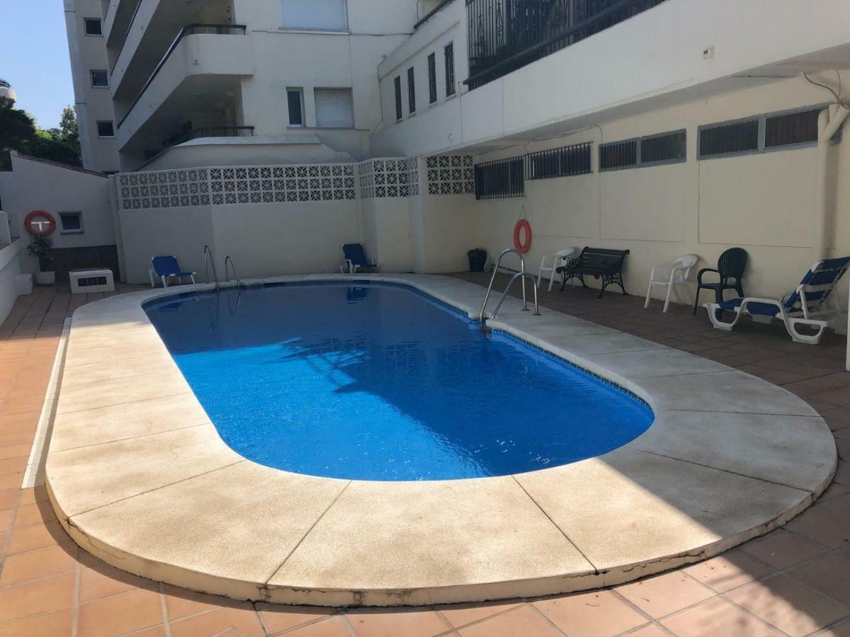 Apartamento 4-2, Edificio Eden Roc I 马尔韦利亚 外观 照片